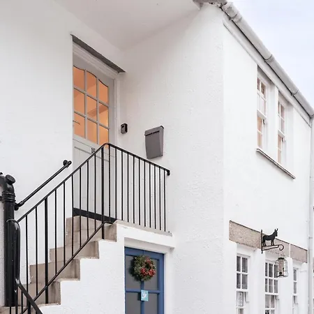 Apartment Stylish Two Bedroom - In Town Centre St Ives